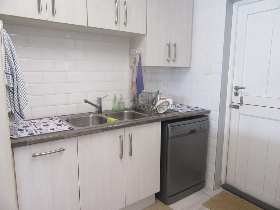 3 Bedroom Property for Sale in Hartenbos Central Western Cape